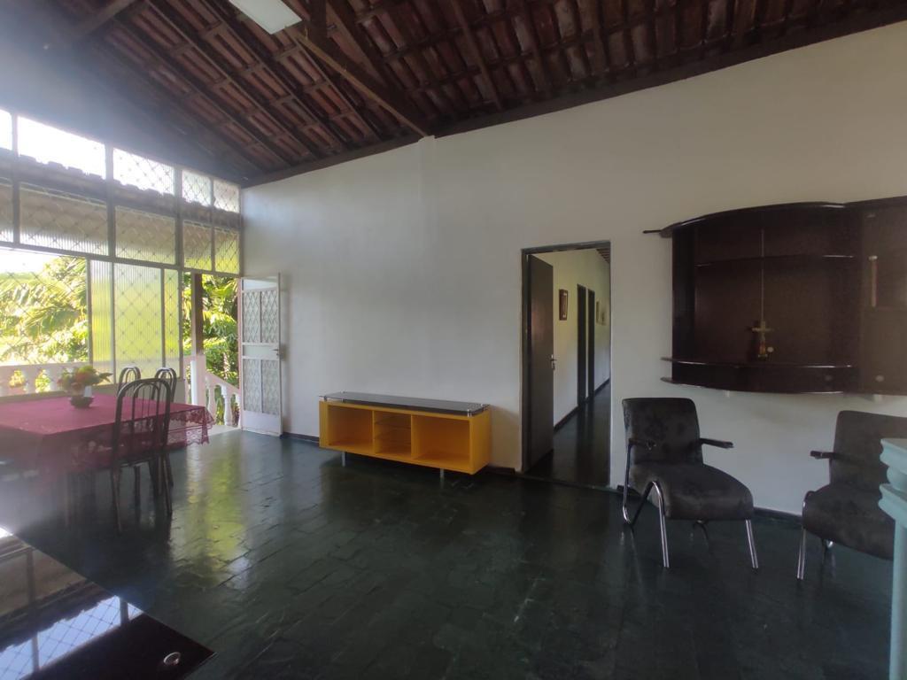 Fazenda, Casa Amarela, 9 Quartos, 10 Vagas, 5 Suítes