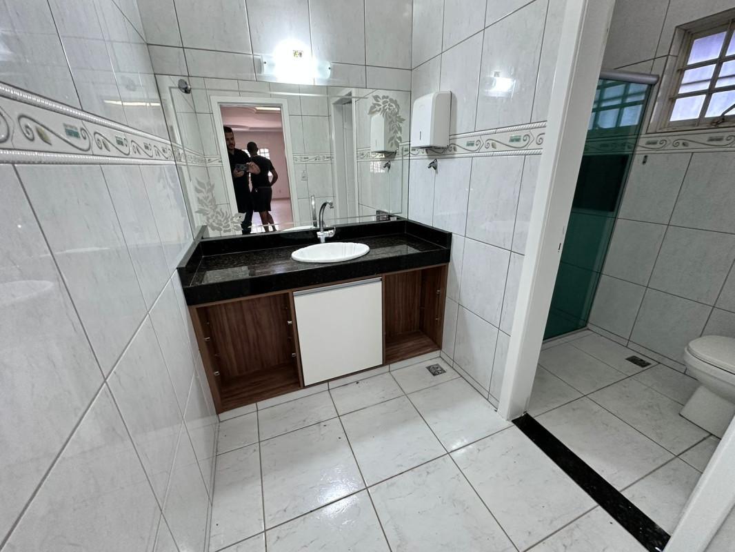 Casa, Chácaras Reunidas Santa Terezinha, 6 Quartos, 15 Vagas, 4 Suítes