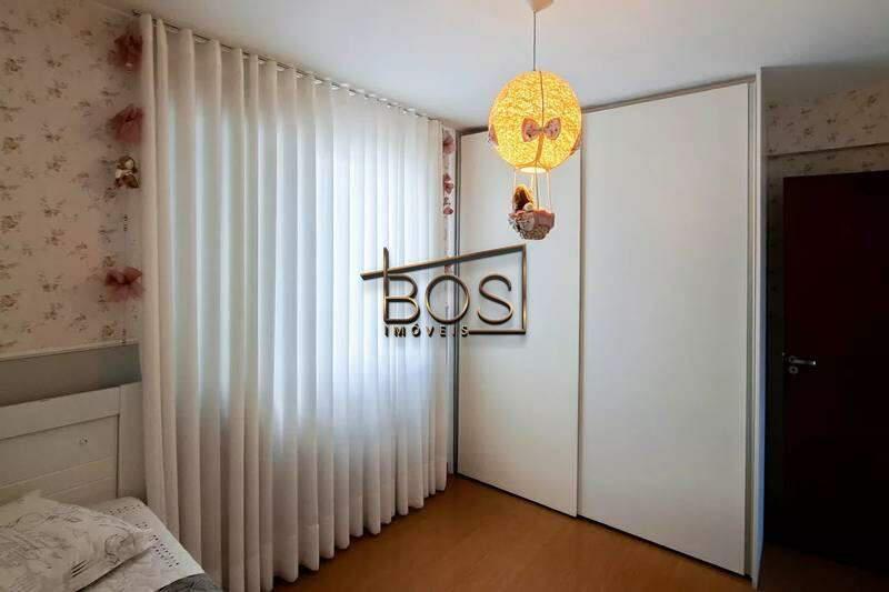 Apartamento, Sagrada Família, 3 Quartos, 2 Vagas, 2 Suítes