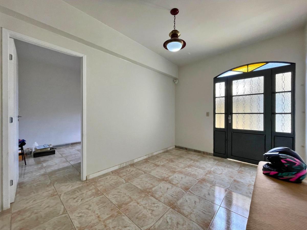 Casa, Jardim Leblon, 3 Quartos, 4 Vagas, 1 Suíte