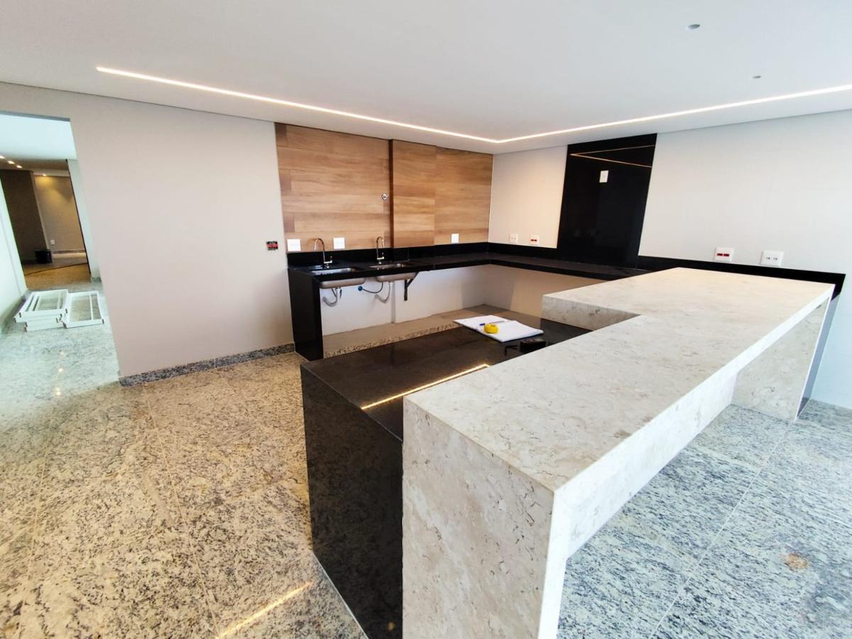 Apartamento, Sagrada Família, 3 Quartos, 2 Vagas, 1 Suíte
