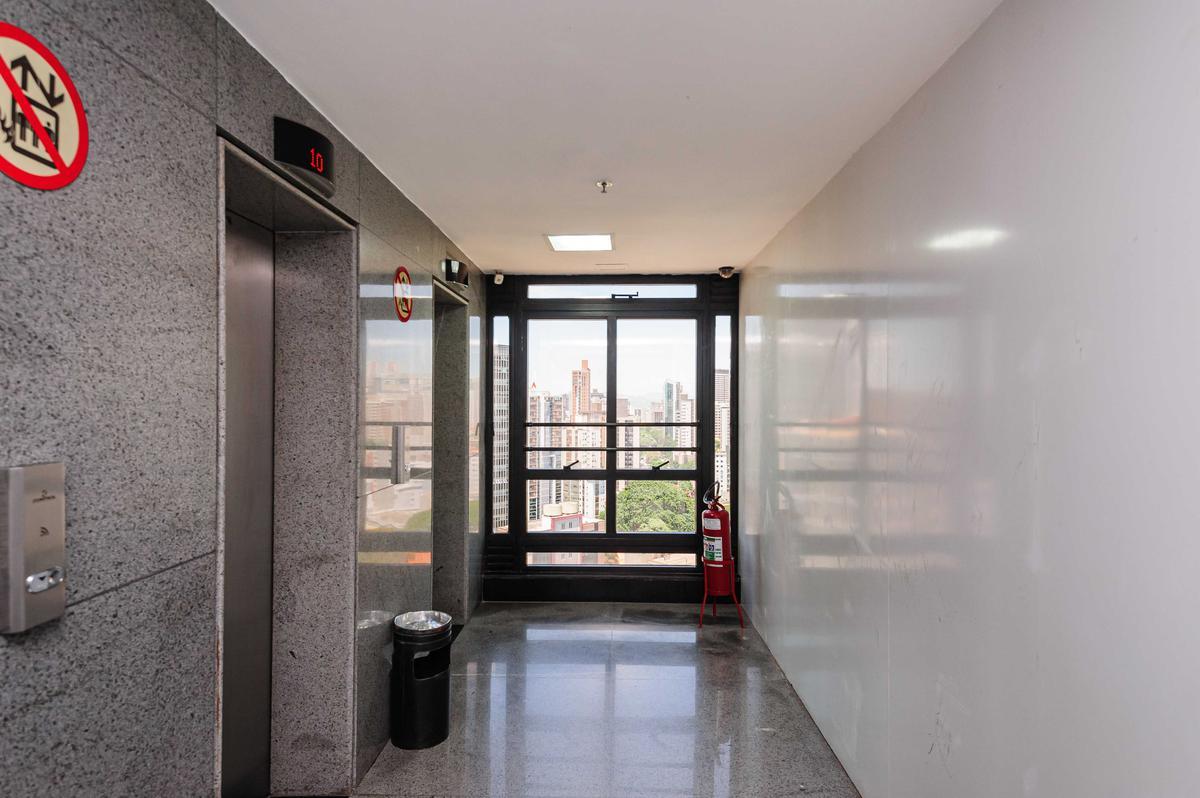 Sala, Funcionários, 0 Quarto, 5 Vagas