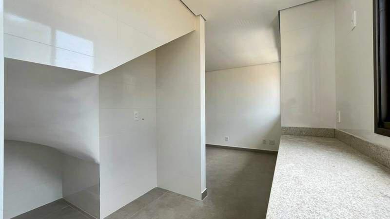 Cobertura, Prado, 2 Quartos, 2 Vagas, 2 Suítes