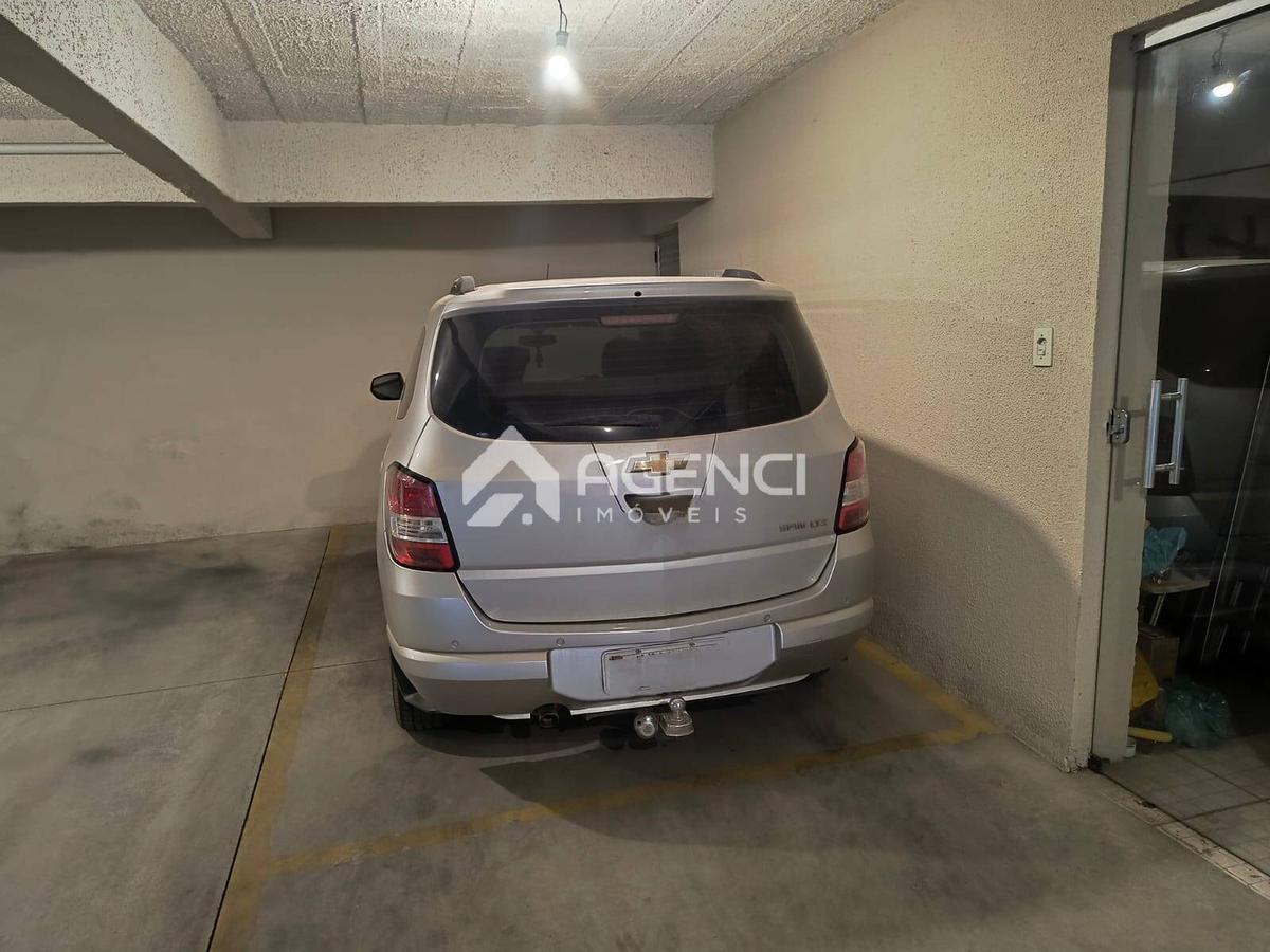 Apartamento, Glória, 2 Quartos, 0 Vaga, 0 Suíte