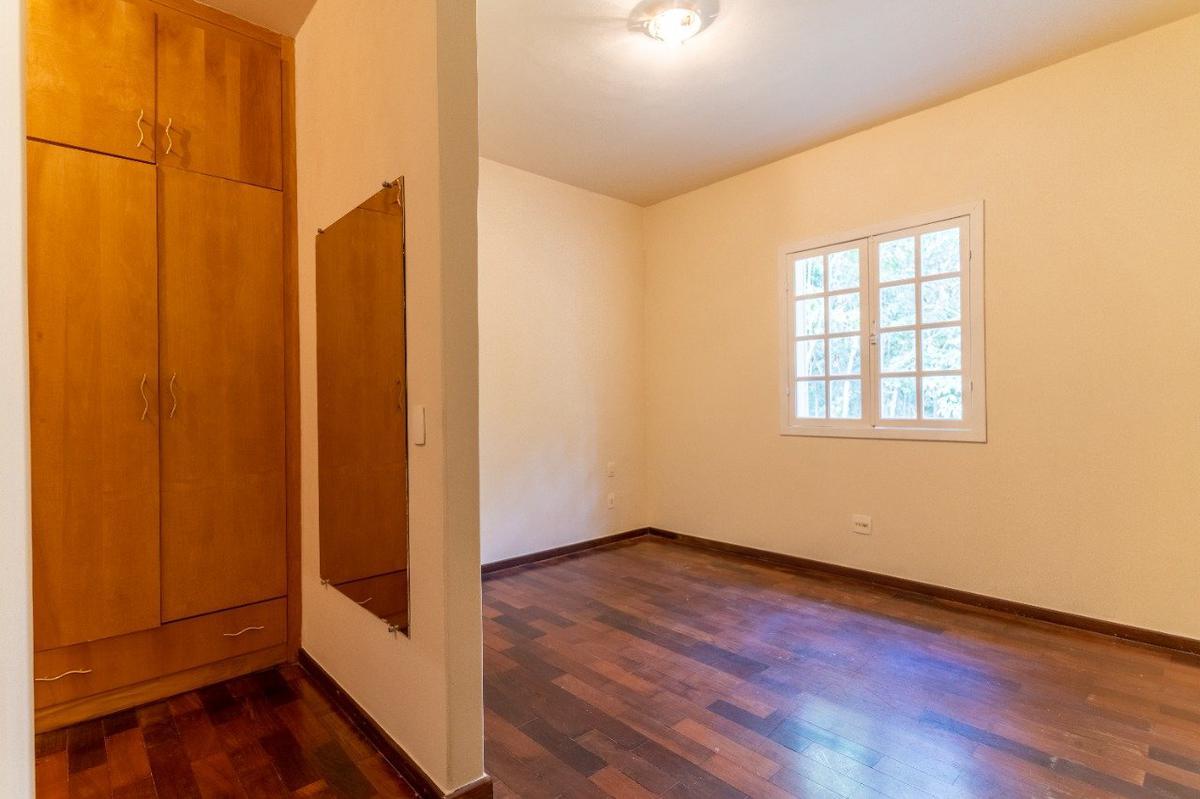 Casa, São Sebastião das Águas Claras, 4 Quartos, 5 Vagas, 3 Suítes