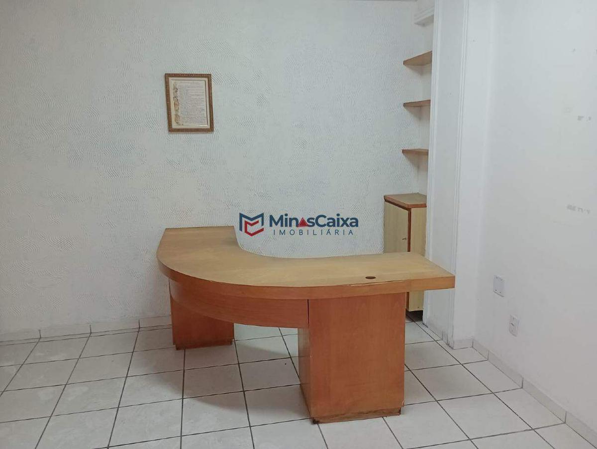 Sala, Centro, 0 Quarto, 0 Vaga