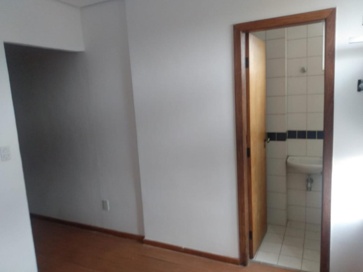 Sala, Barro Preto, 0 Quarto, 0 Vaga