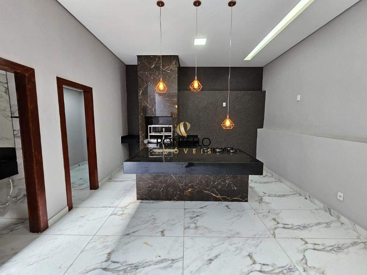 Casa, Nossa Senhora das Graças, 3 Quartos, 2 Vagas, 1 Suíte