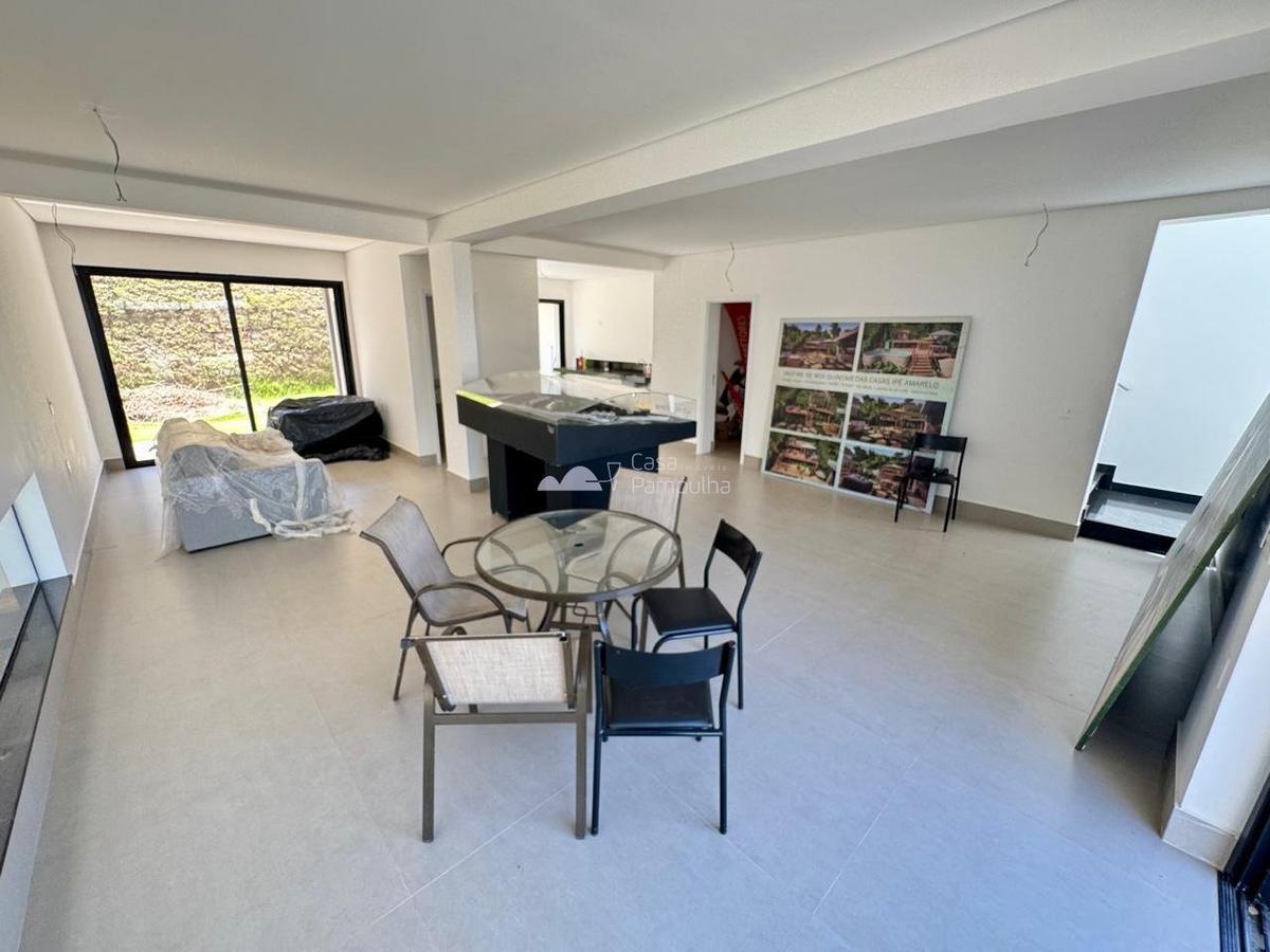 Casa, Garças, 3 Quartos, 2 Vagas, 3 Suítes