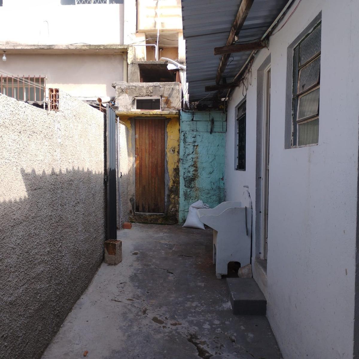 Quitinete, Glória, 1 Quarto, 0 Vaga