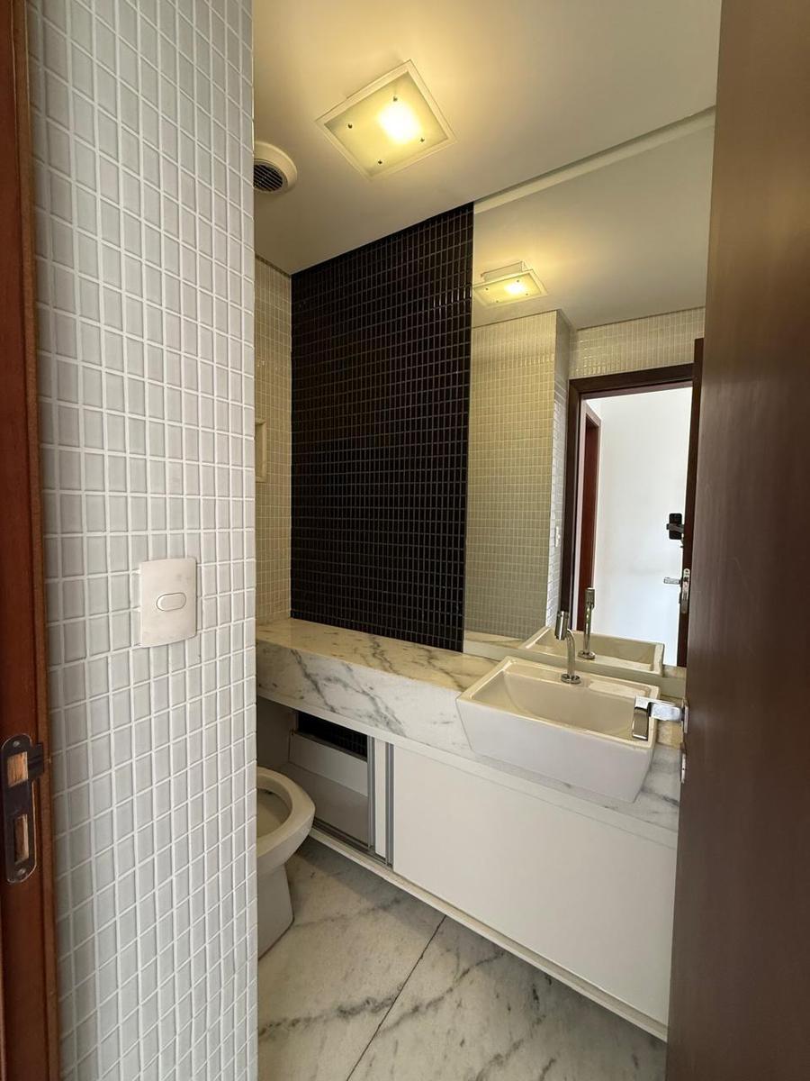 Apartamento, São José, 4 Quartos, 4 Vagas, 4 Suítes