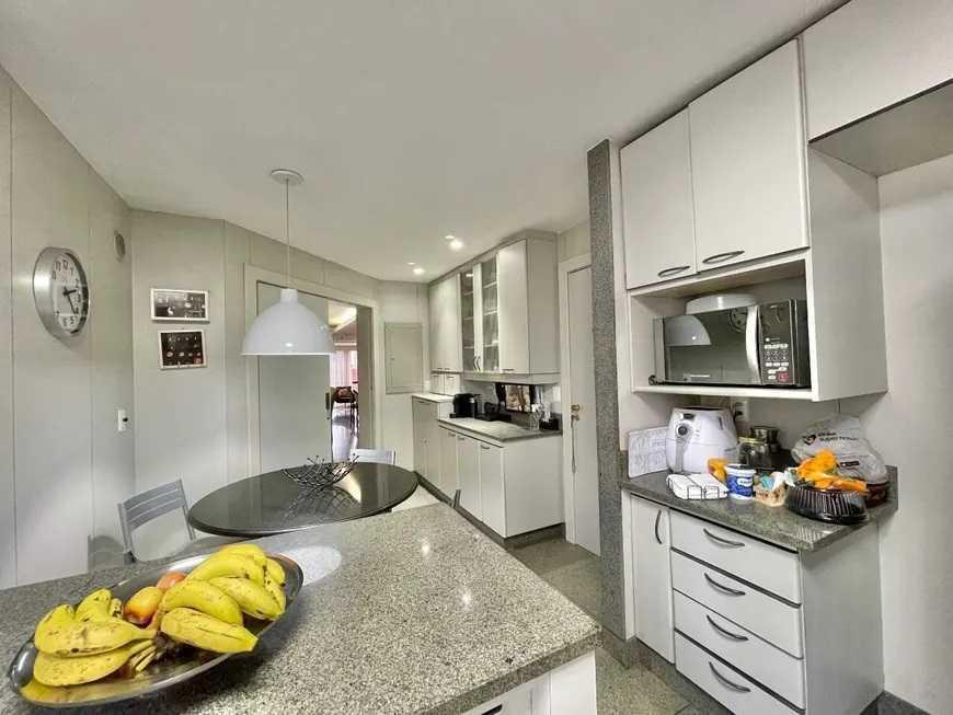 Apartamento, Sion, 4 Quartos, 3 Vagas, 2 Suítes