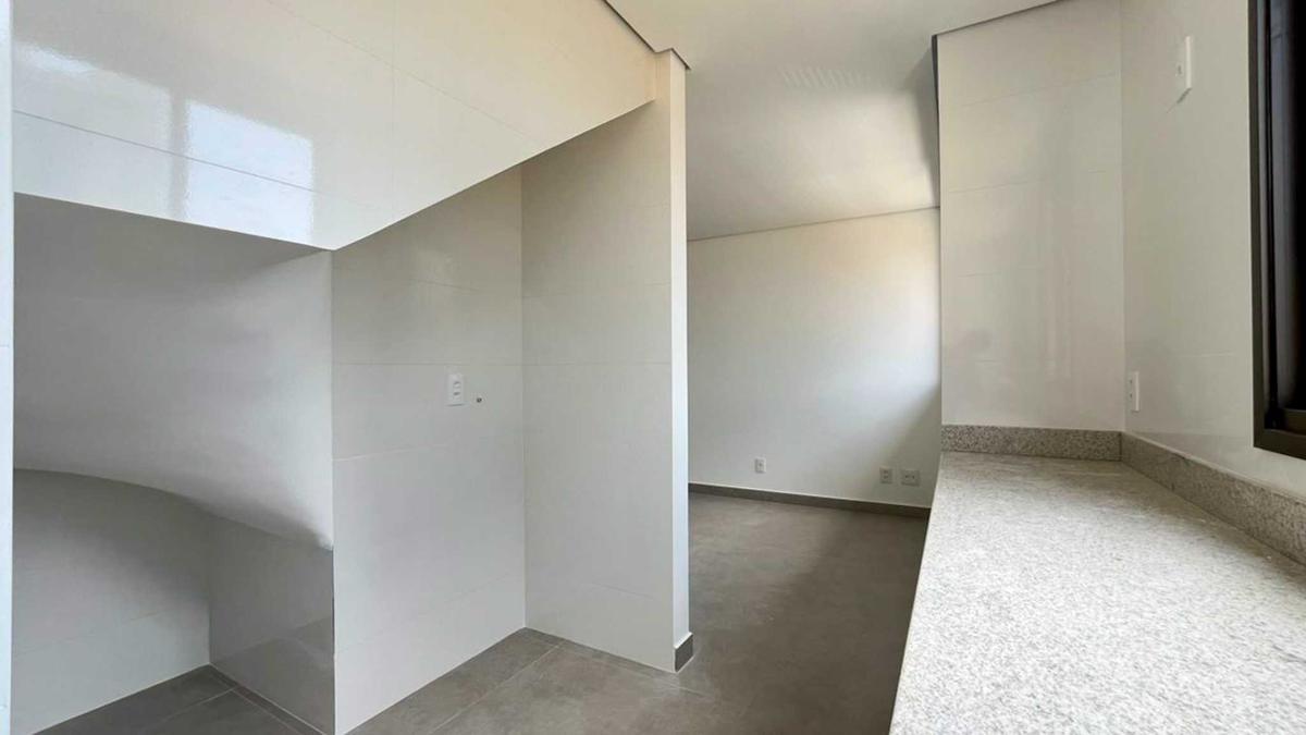 Cobertura, Prado, 2 Quartos, 2 Vagas, 2 Suítes