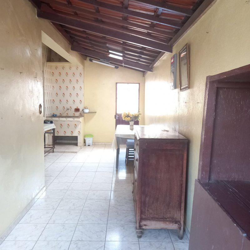 Casa, Tirol, 3 Quartos, 4 Vagas, 1 Suíte