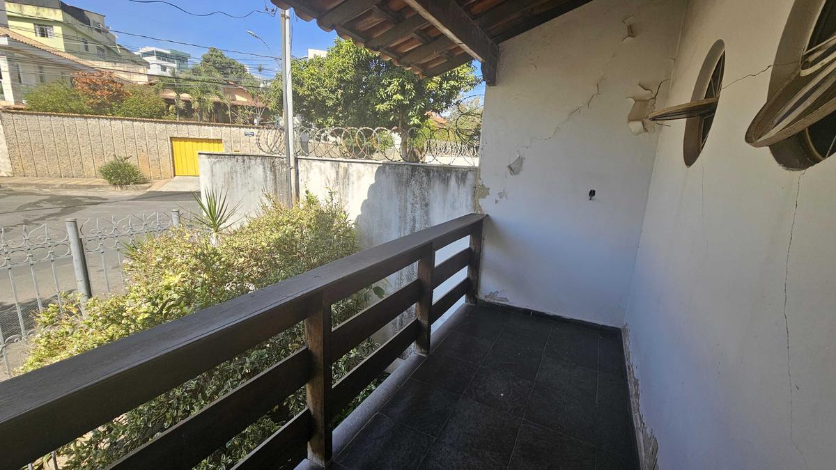 Casa, Planalto, 4 Quartos, 3 Vagas, 1 Suíte