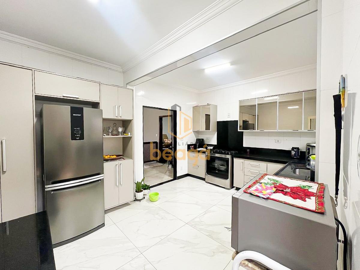 Casa, Nacional, 3 Quartos, 4 Vagas, 1 Suíte