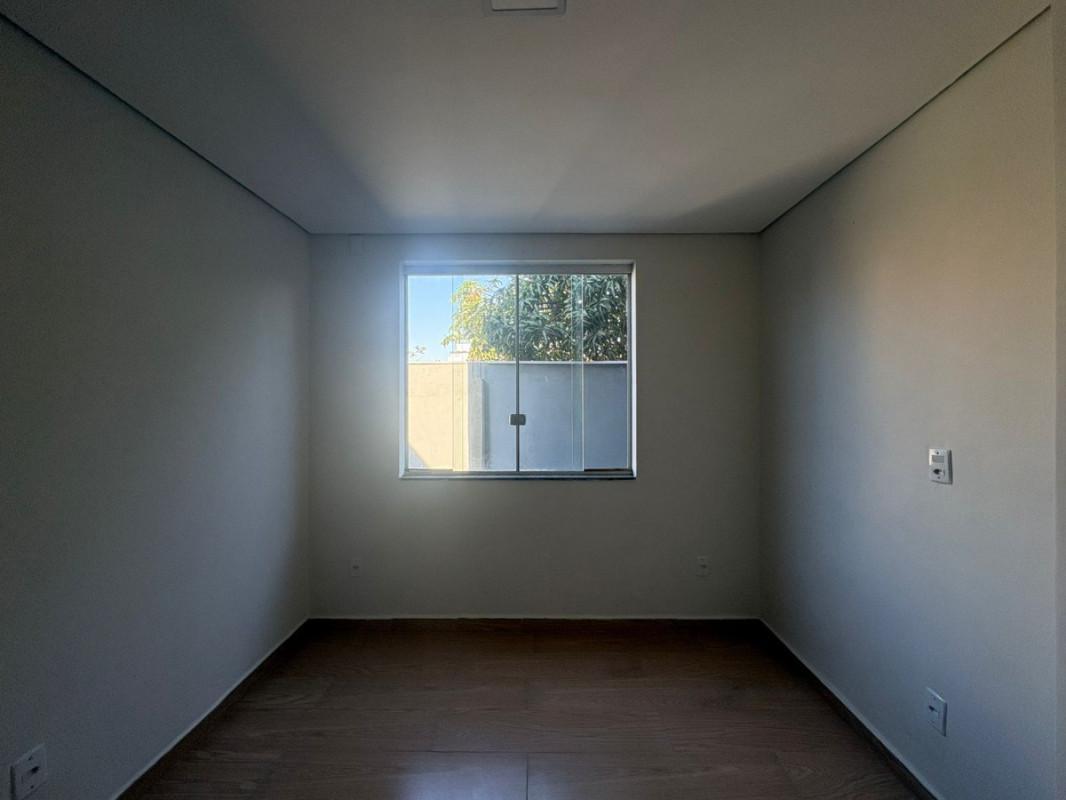Casa, Jardim Riacho das Pedras, 3 Quartos, 4 Vagas, 1 Suíte