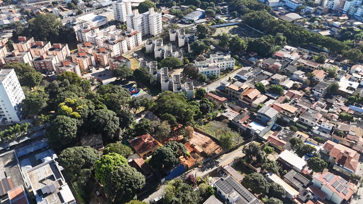 Lote, Cinquentenário, 0 Quarto, 0 Vaga
