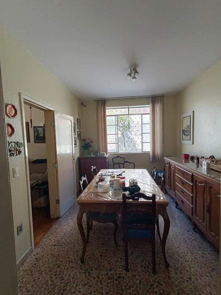 Prédio, Santo Antônio, 7 Quartos, 3 Vagas, 1 Suíte