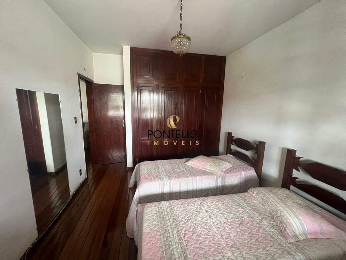 Casa, Jardim Arizona, 6 Quartos, 4 Vagas, 1 Suíte