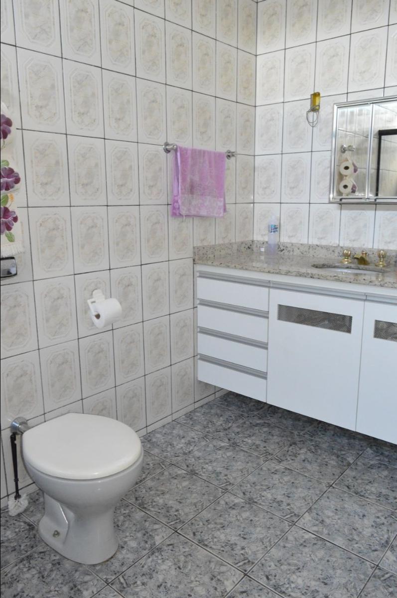 Casa, Trevo, 2 Quartos, 10 Vagas, 1 Suíte