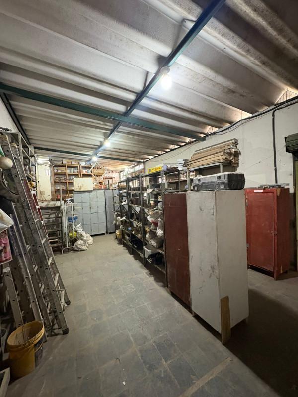 Galpão, Dona Clara, 0 Quarto, 0 Vaga