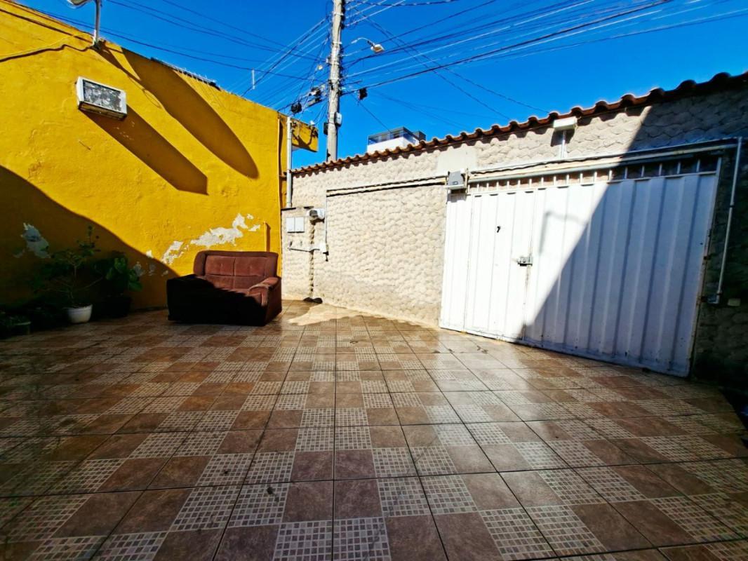 Casa, Araguaia, 4 Quartos, 3 Vagas, 1 Suíte