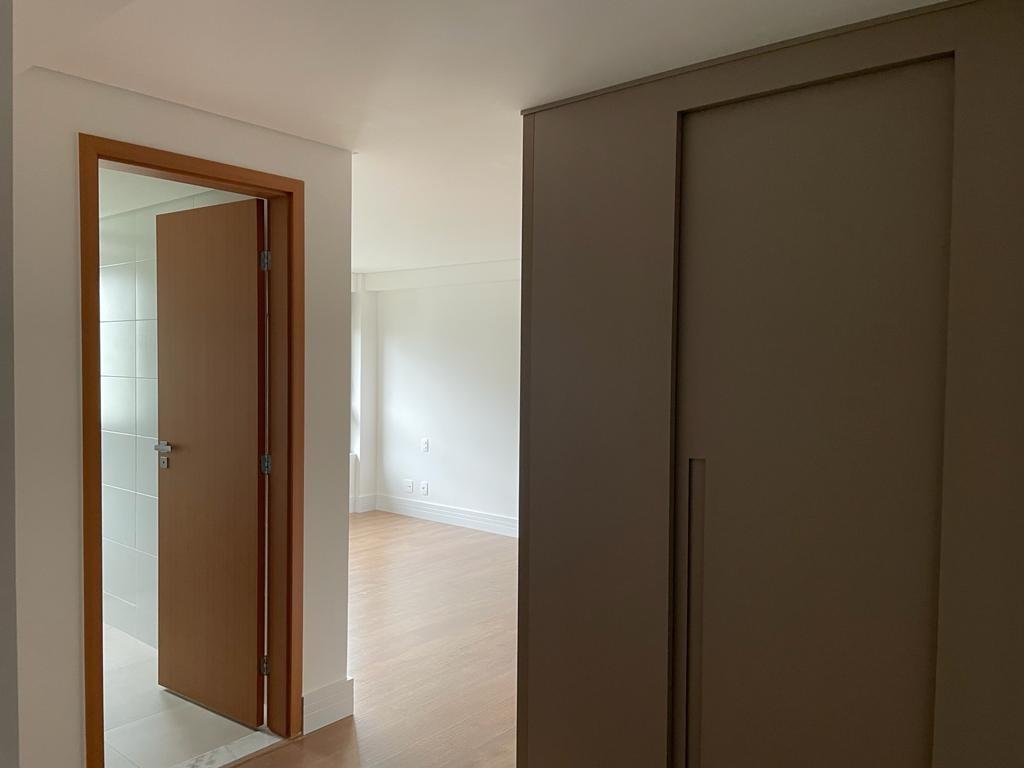 Cobertura, Vale do Sereno, 4 Quartos, 7 Vagas, 4 Suítes
