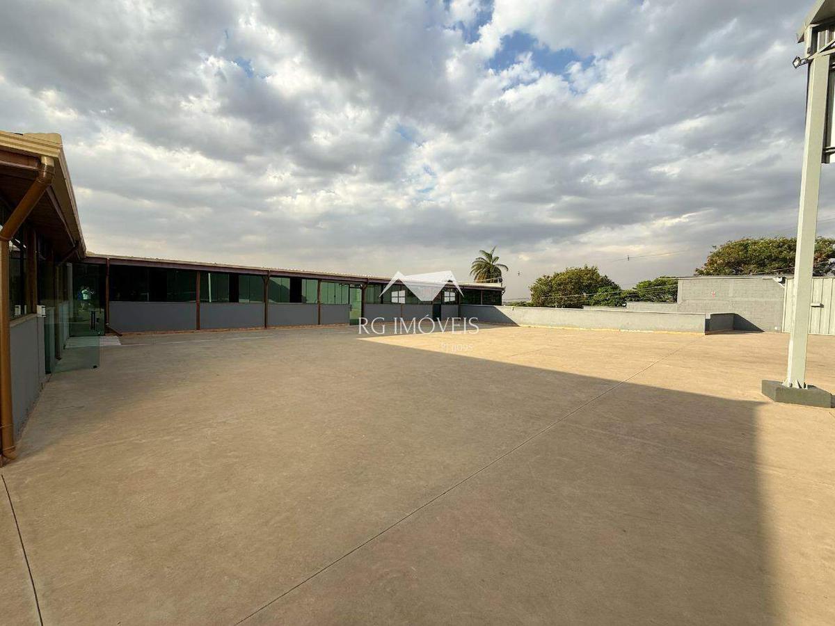 Galpão, Jatobá (barreiro), 0 Quarto, 40 Vagas