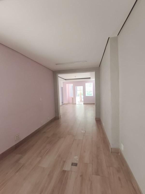 Casa, Santa Efigênia, 3 Quartos, 0 Vaga