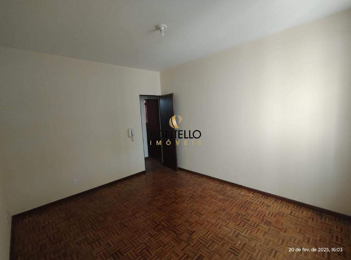 Apartamento, Santa Rita de Cássia, 2 Quartos, 1 Vaga
