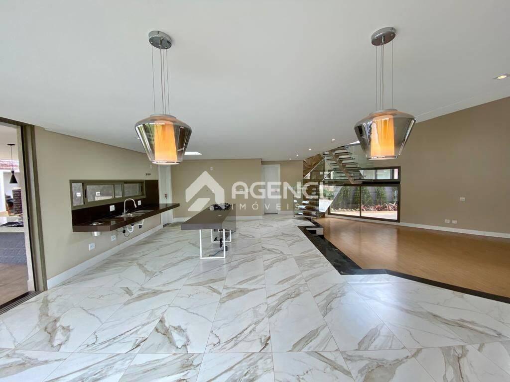 Casa, Alphaville - Lagoa dos Ingleses, 5 Quartos, 0 Vaga, 1 Suíte