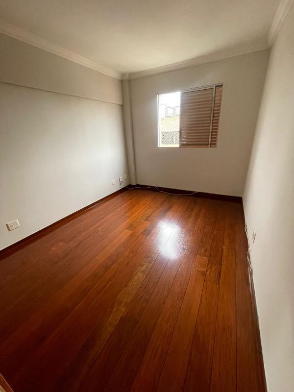 Apartamento, Sagrada Família, 4 Quartos, 2 Vagas, 2 Suítes
