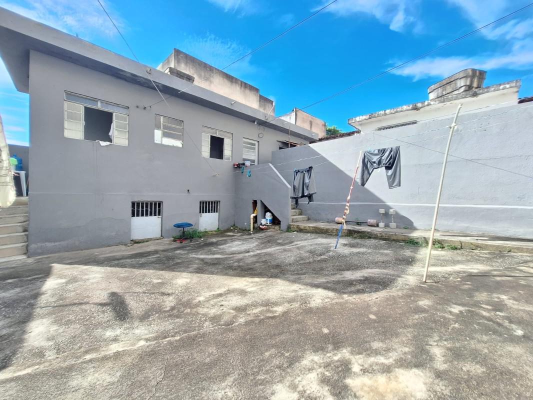 Casa, Fernão Dias, 3 Quartos, 2 Vagas, 1 Suíte