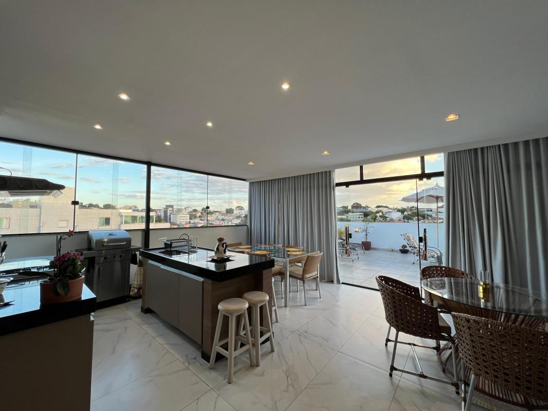 Cobertura, Itapoã, 4 Quartos, 8 Vagas, 2 Suítes