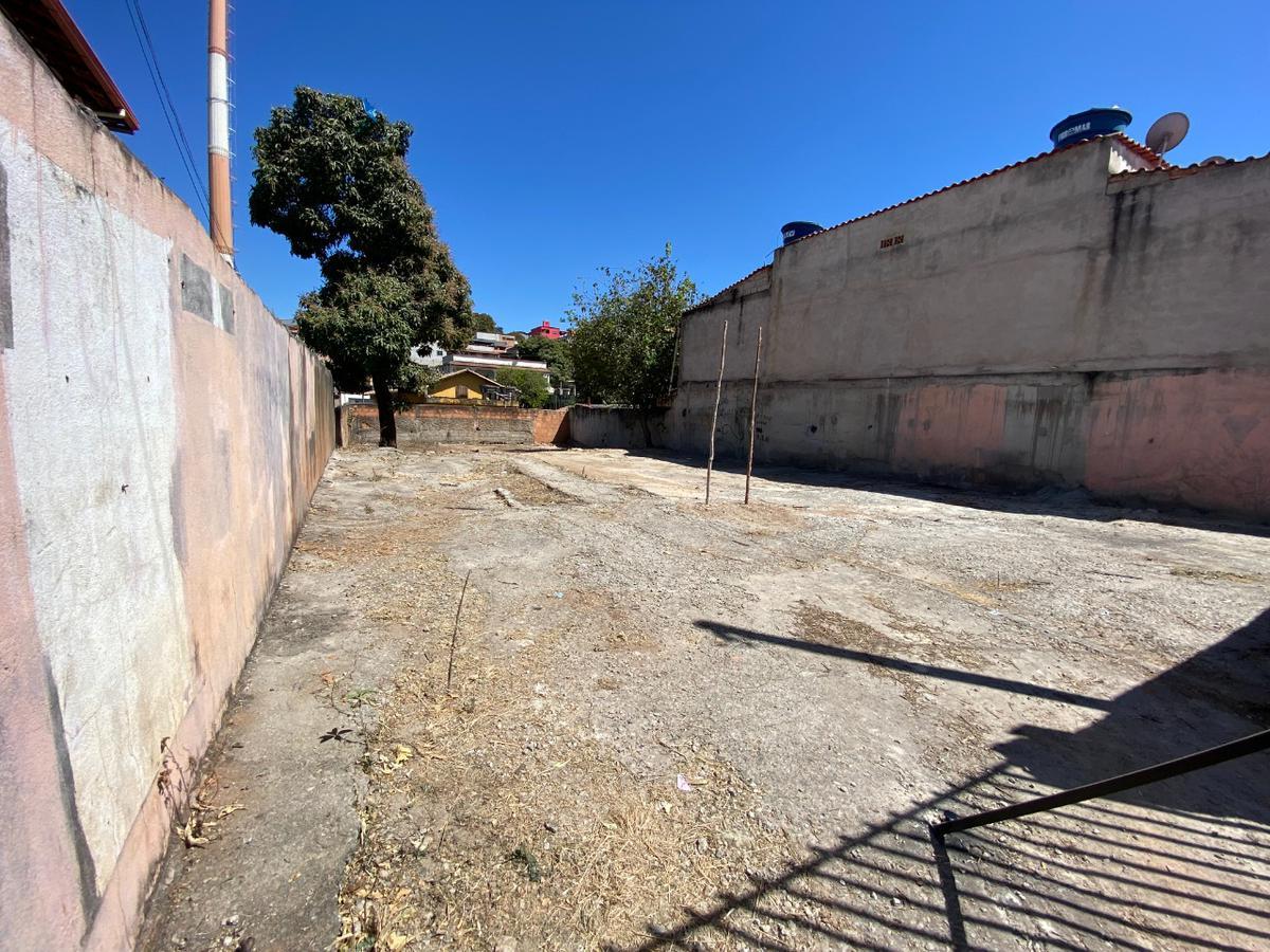 Lote, Vila Universal, 0 Quarto, 0 Vaga