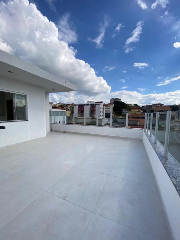 Cobertura, Cardoso (barreiro), 2 Quartos, 2 Vagas, 1 Suíte