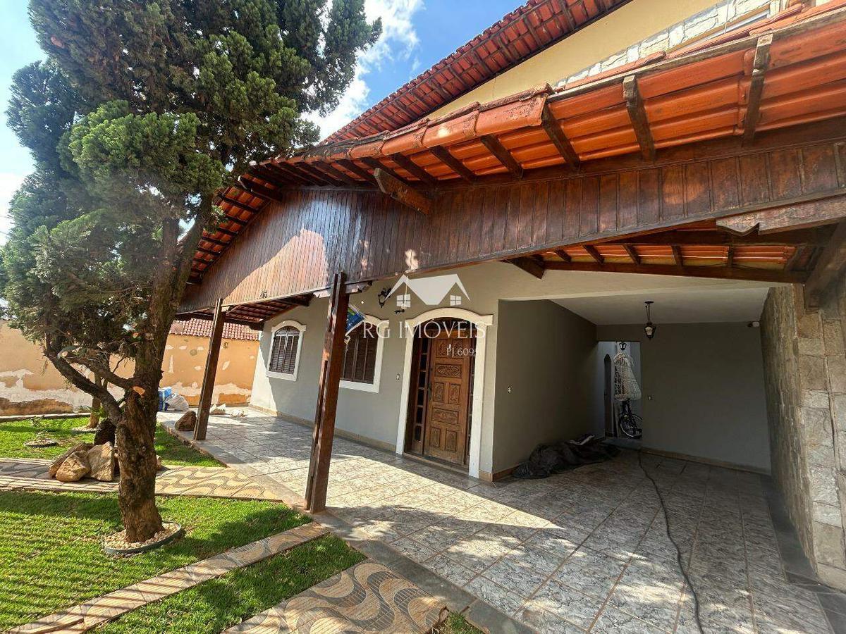 Casa, Diamante, 4 Quartos, 6 Vagas, 1 Suíte