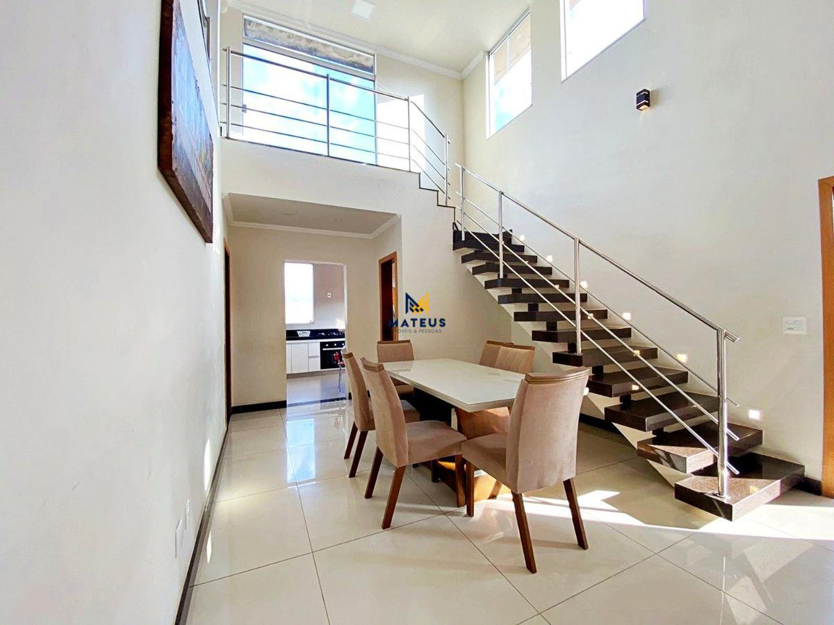 Casa, Caiçaras, 3 Quartos, 6 Vagas, 1 Suíte