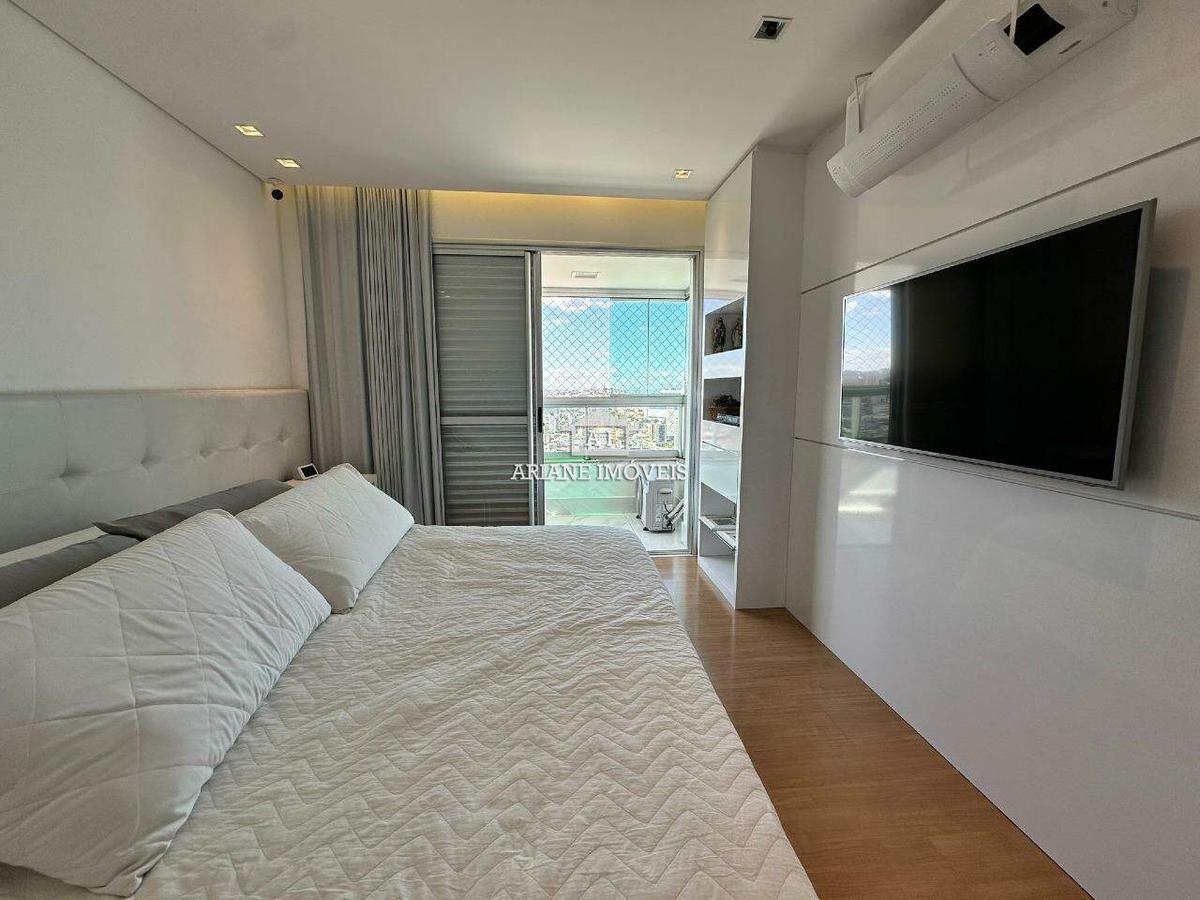 Apartamento, Grajaú, 4 Quartos, 3 Vagas, 2 Suítes