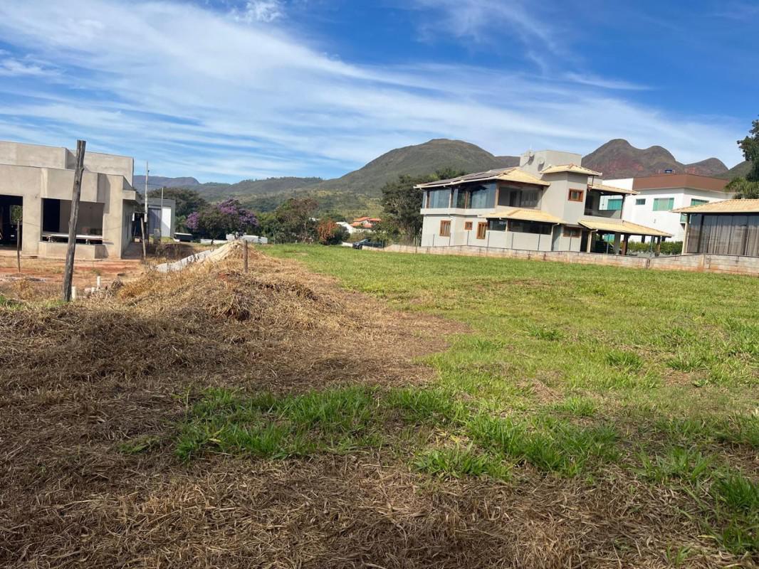 Lote, Centro, 0 Quarto, 0 Vaga