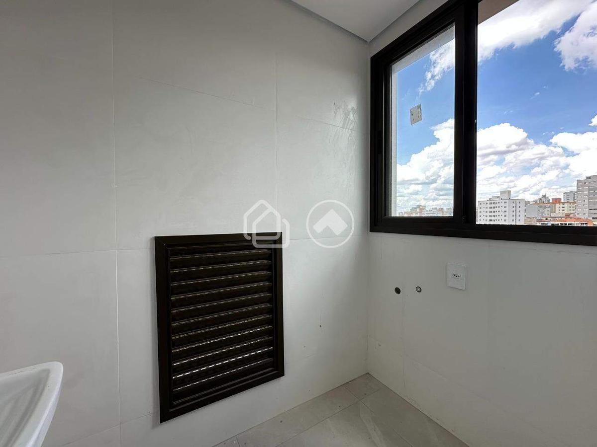 Apartamento, Jardim América, 2 Quartos, 2 Vagas, 1 Suíte
