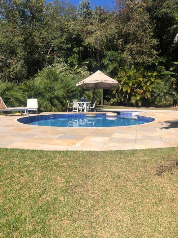 Casa, Jardim Serrano, 4 Quartos, 6 Vagas, 3 Suítes