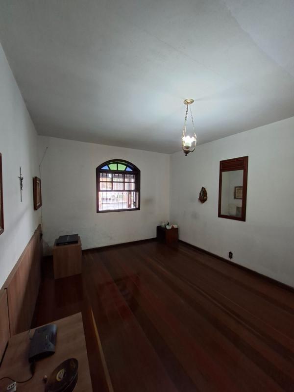Casa, Santa Rosa, 5 Quartos, 3 Vagas, 1 Suíte
