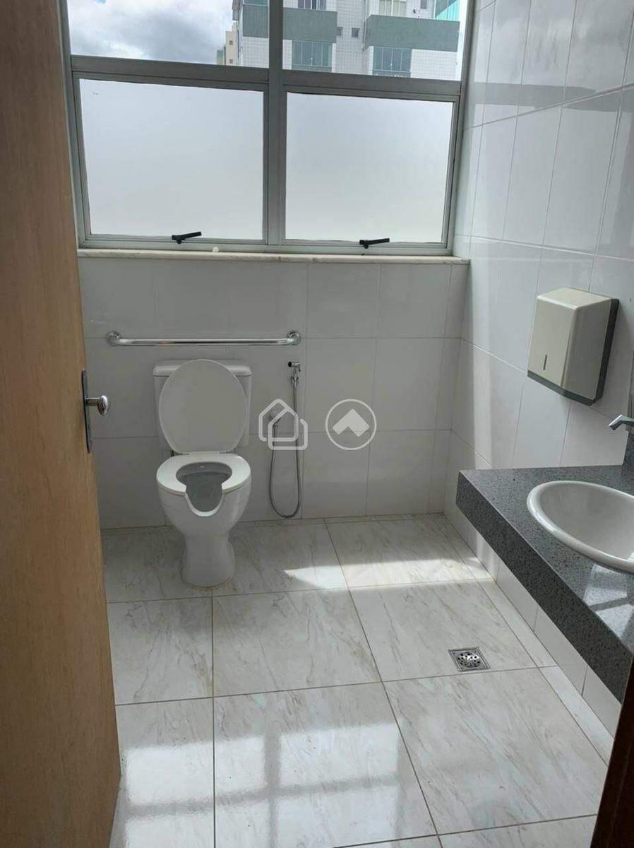 Prédio, Nova Granada