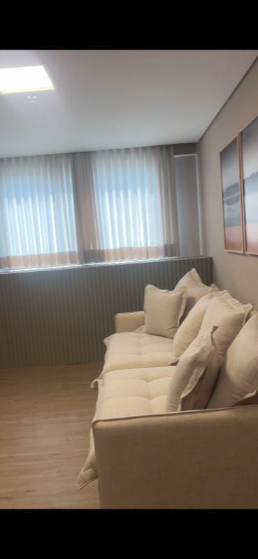 Apartamento, Estoril, 2 Quartos, 0 Vaga, 2 Suítes