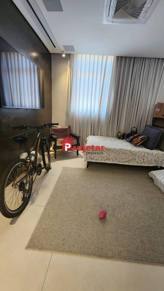 Cobertura, Sagrada Família, 4 Quartos, 2 Vagas, 2 Suítes