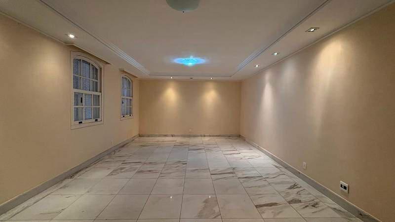 Casa, Vila Paris, 4 Quartos, 4 Vagas, 2 Suítes