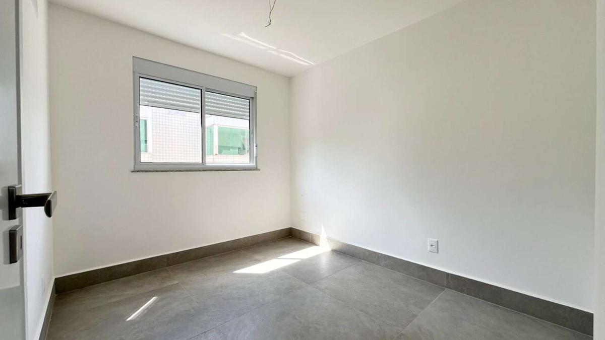 Apartamento, Castelo, 4 Quartos, 3 Vagas, 2 Suítes
