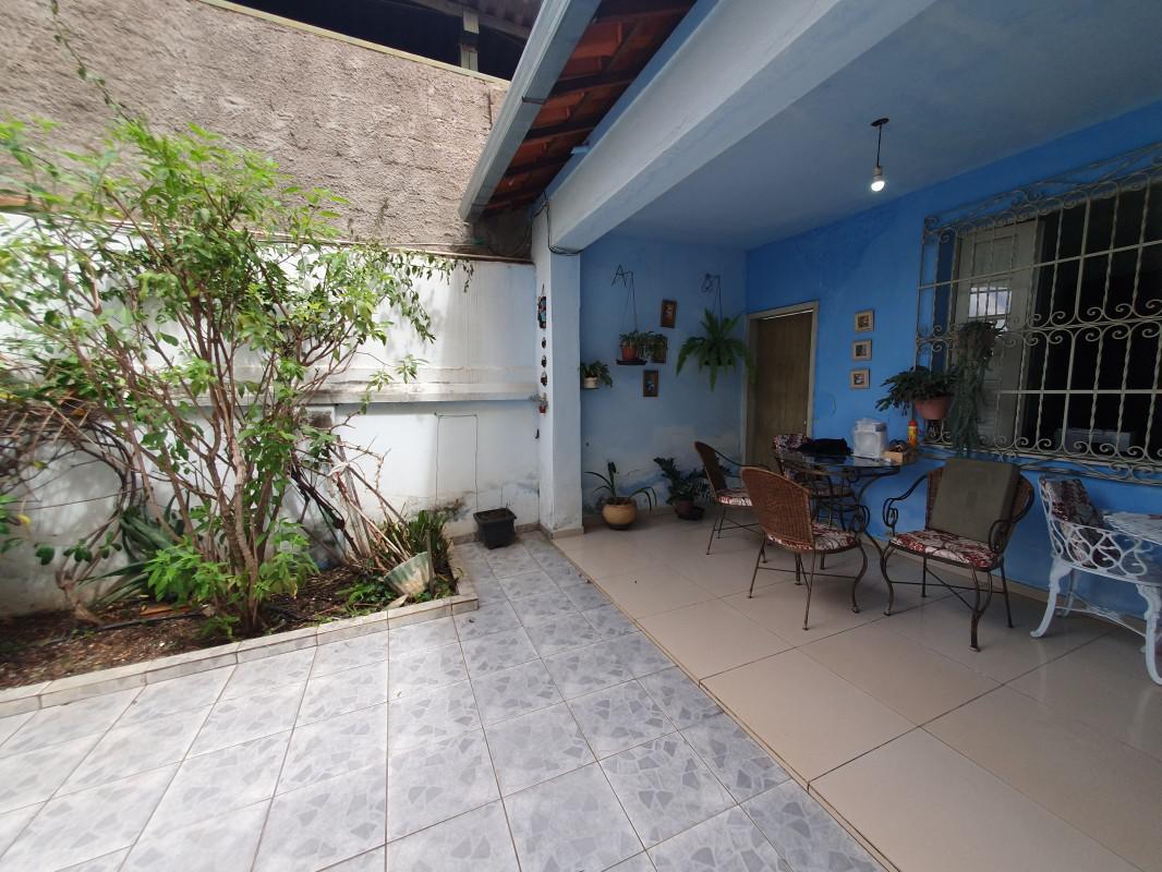 Casa, Nova Suíssa, 4 Quartos, 2 Vagas, 1 Suíte